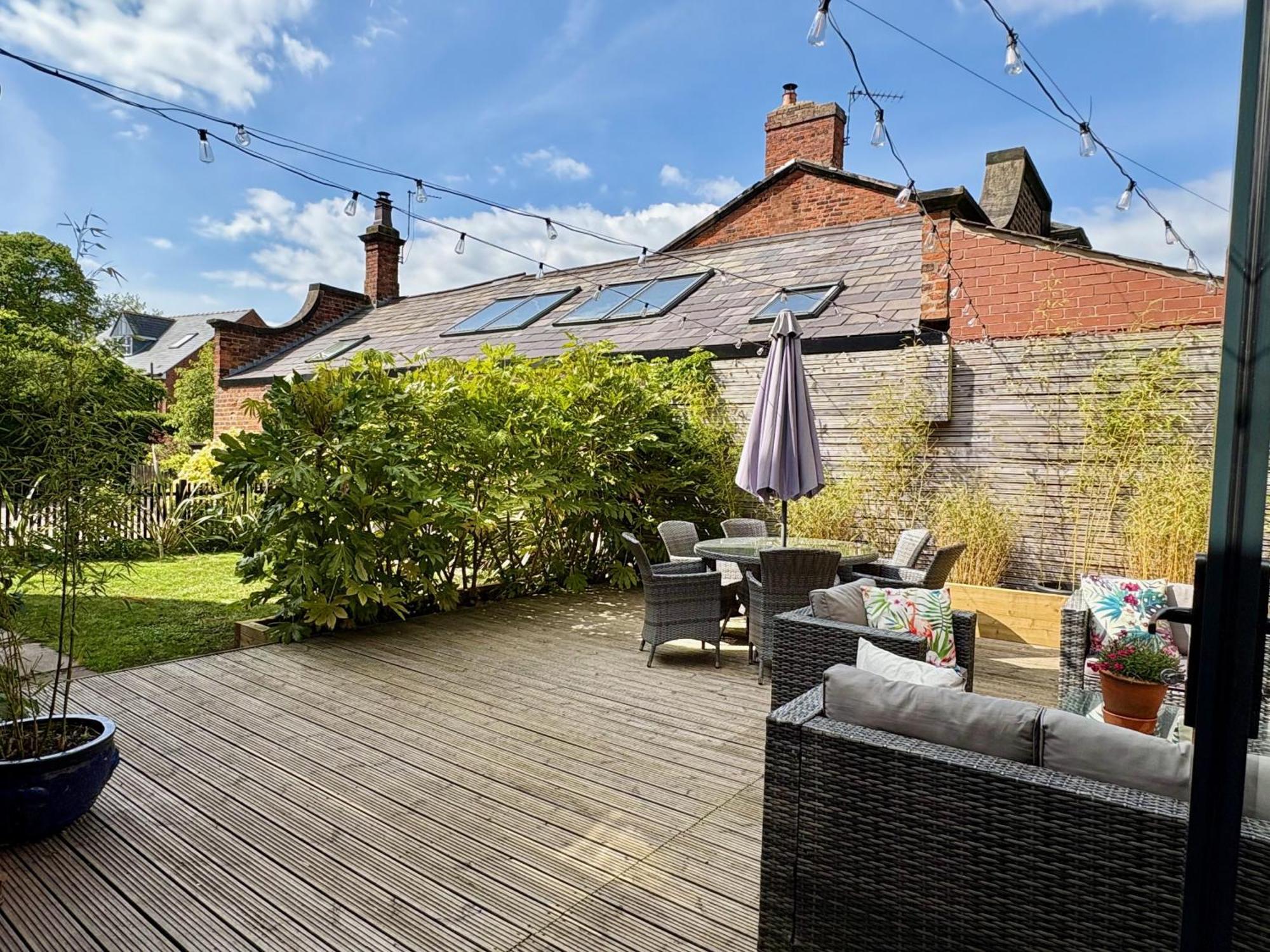 Eden Cottage Frodsham Bagian luar foto